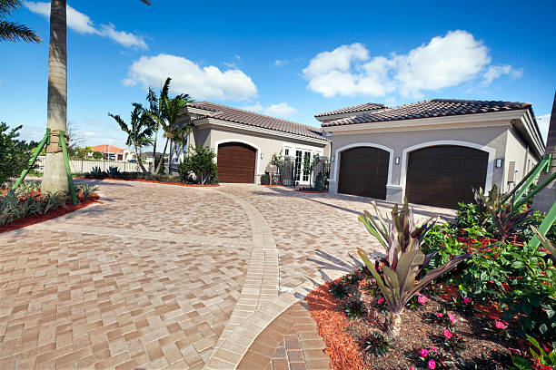 Best Local Driveway Pavers  in Delano, CA